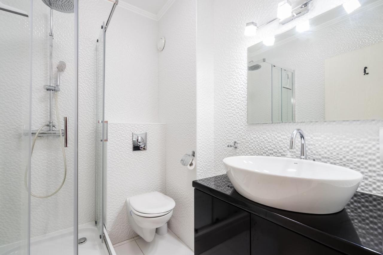 Beautiful Three Bedrooms Apartment With Free Parking Close To The Danube Coast Budapeşte Dış mekan fotoğraf