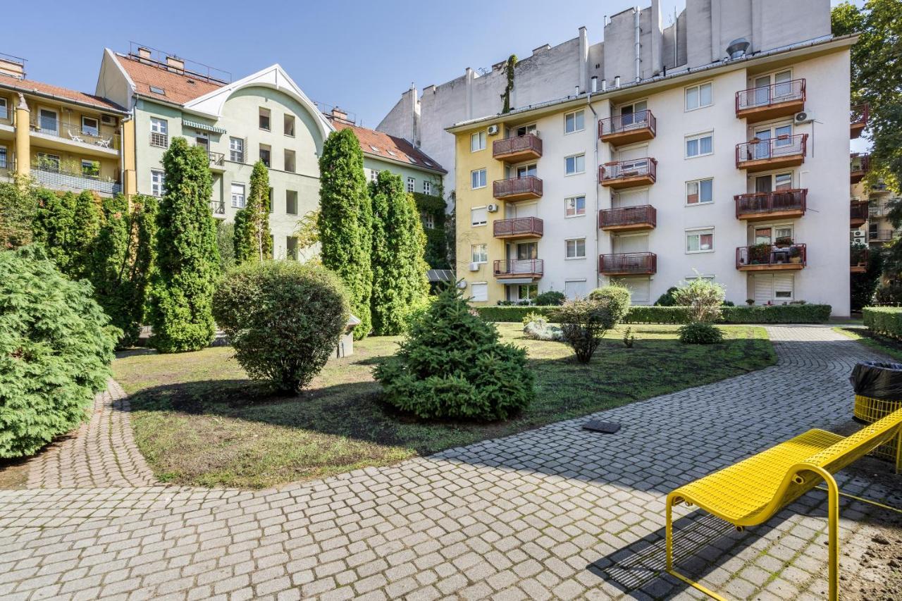 Beautiful Three Bedrooms Apartment With Free Parking Close To The Danube Coast Budapeşte Dış mekan fotoğraf